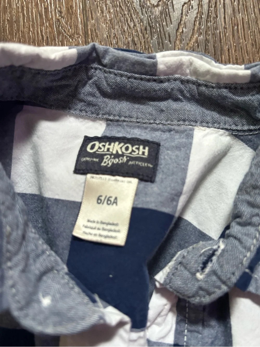 Osh Kosh Boys' Navy and White Buffalo Check Button-Down Shirt Size 6/6A